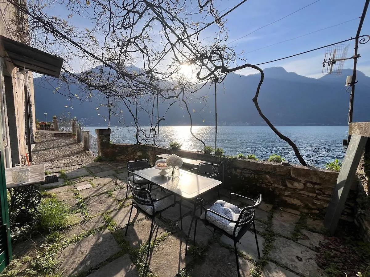 The Little House On The Shores Of Lake Como In Nesso Apartment